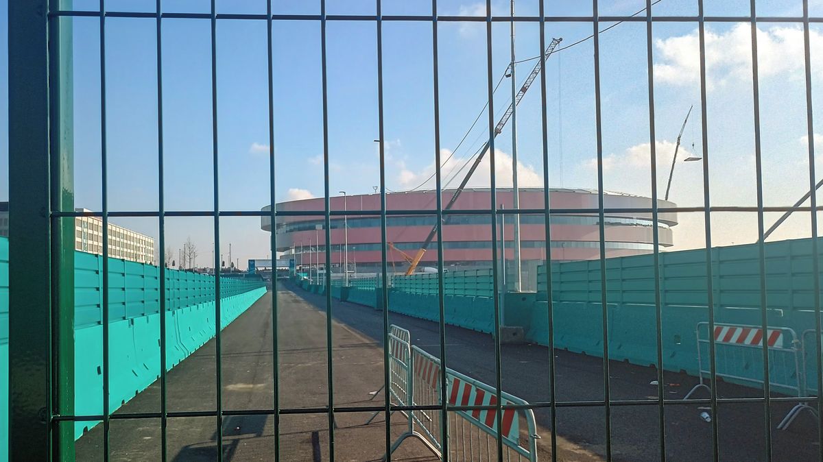 Vnitřek olympijského stadionu Santa Giulia se podařilo upravit, píše ANSA